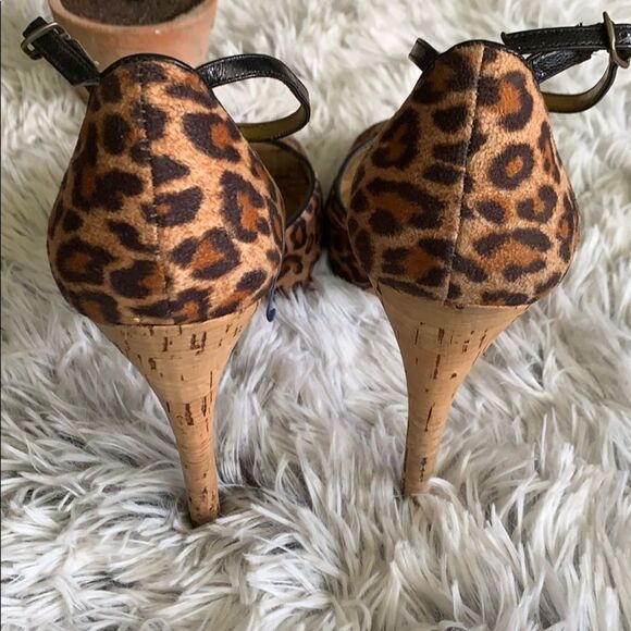 GUESS Hayle 2 Multicolor Leopard Print Fabric Peep Toe Cork Sandal High Heels 8 - Picture 5 of 10